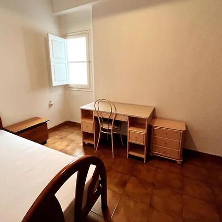 Comfortable Room - Habitacion Acogedora バレンシア エクステリア 写真